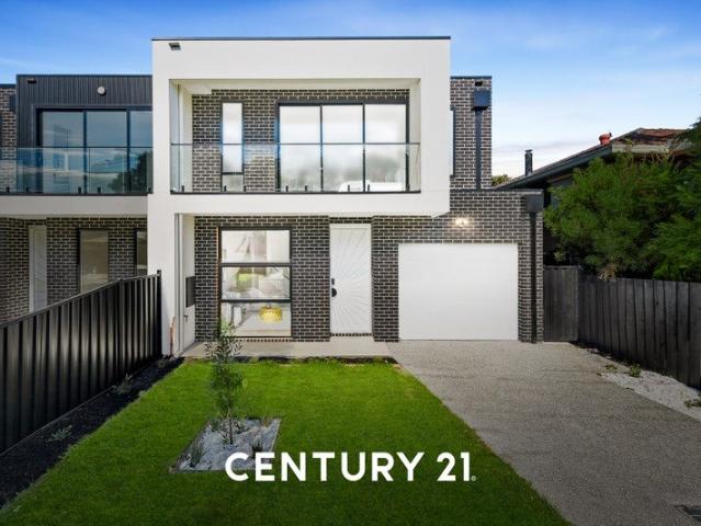 Townhouse for sale in Camerons Creek, Victoria
