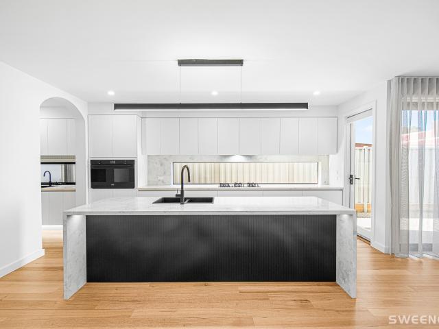 House for rent in Altona North
