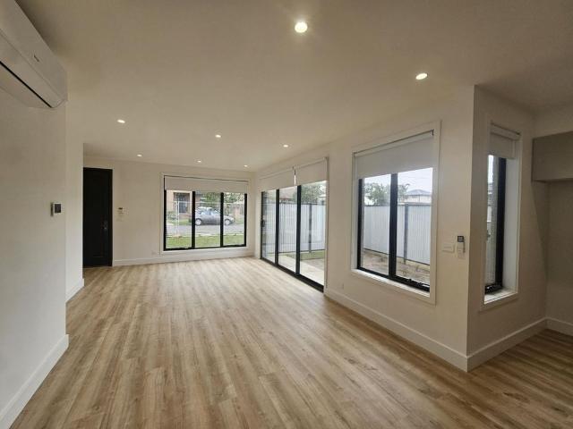 Townhouse for rent in Camerons Creek, Victoria