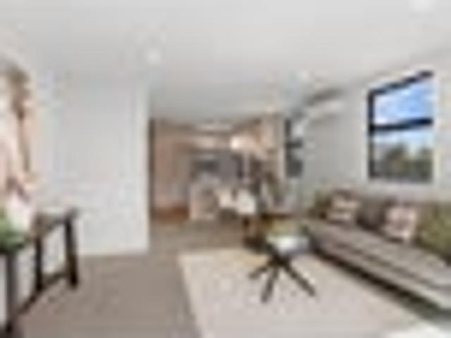 Townhouse for sale in Heathcote, Canterbury