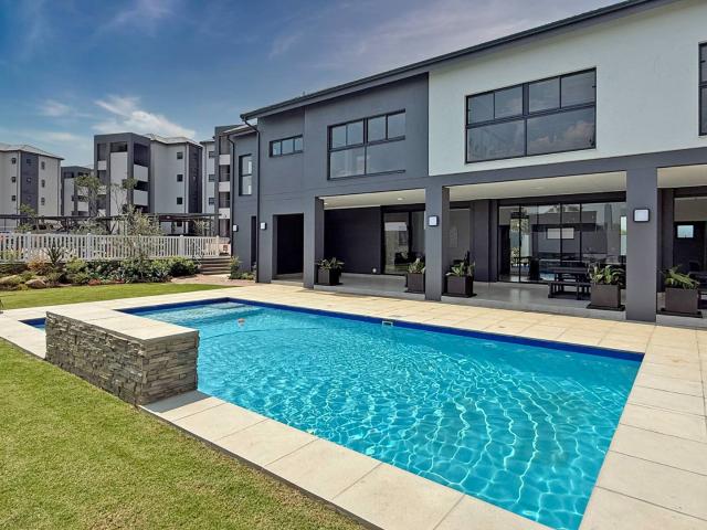 Apartment for rent in Douglasdale, Randburg