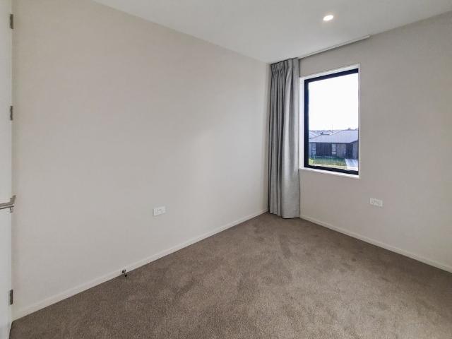 Townhouse for rent in Rolleston, Canterbury