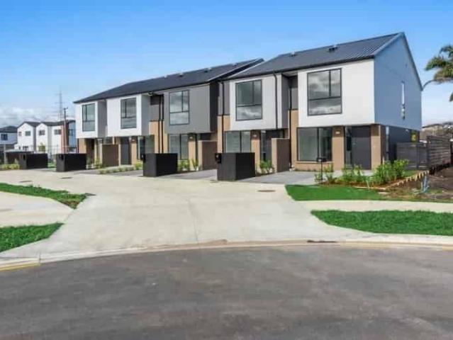 Townhouse for rent in Papakura, Oroua County