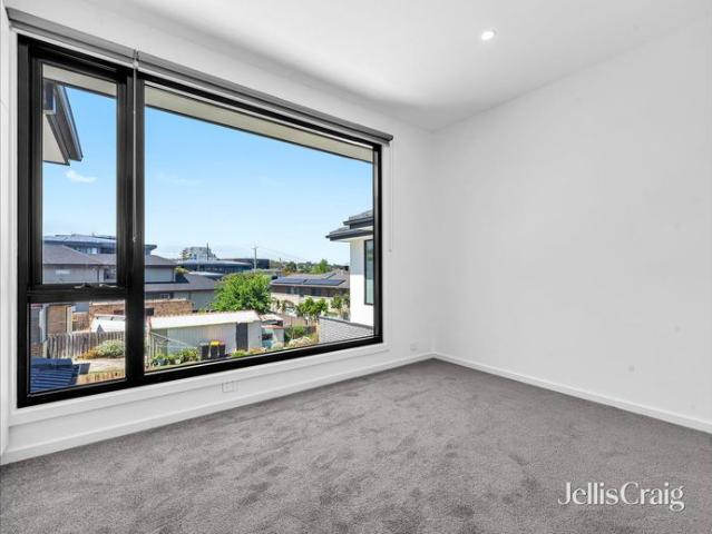 Townhouse for rent in Glen Waverley, Melbourne