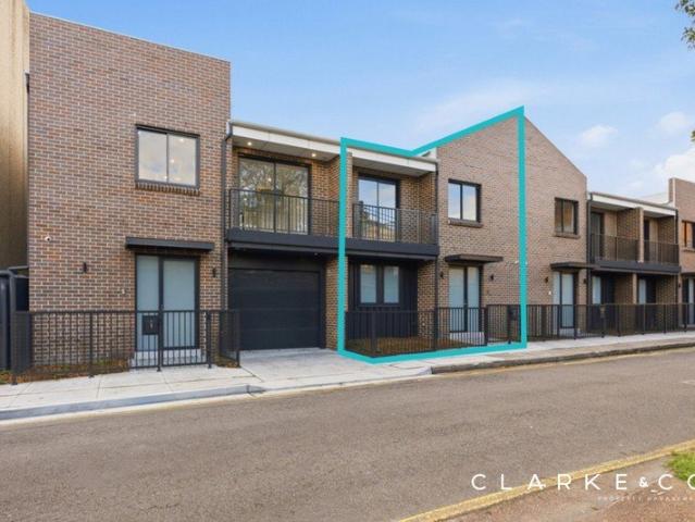 Townhouse for rent in Ambergate, New South Wales