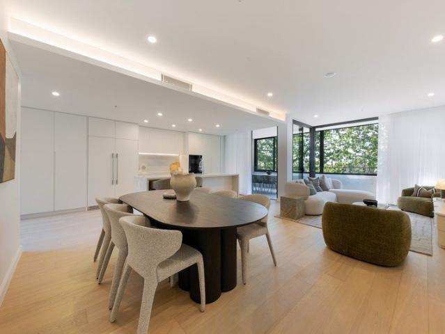 Apartment for sale in Lower North Shore, Sydney