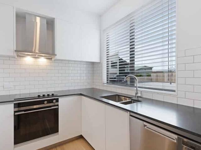 Townhouse for rent in Melrose, Wellington