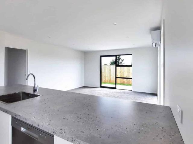 Townhouse for rent in Irwell, Canterbury