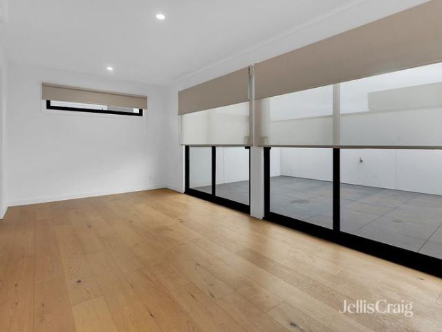 Townhouse for rent in Coburg, Melbourne
