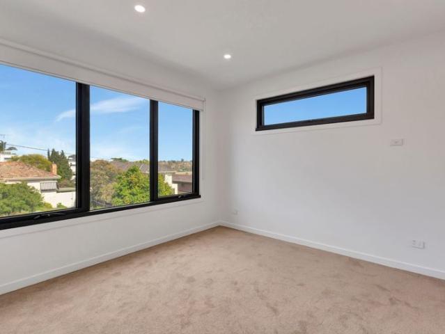 Townhouse for rent in Camerons Creek, Victoria