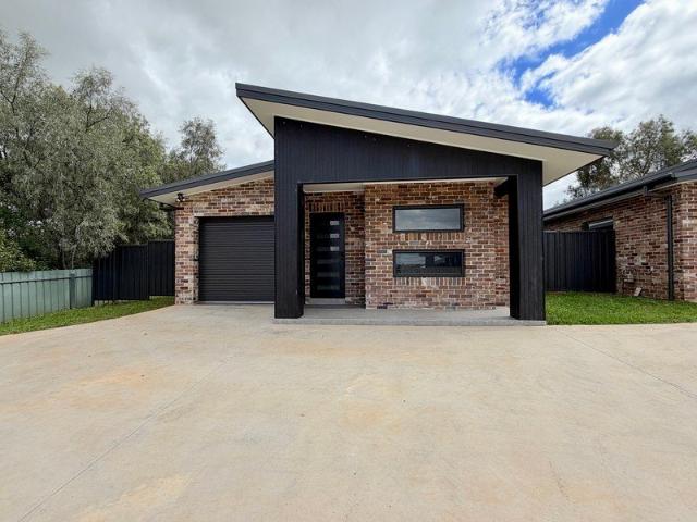 Duplex for rent in Parkes, Parkes Shire Council