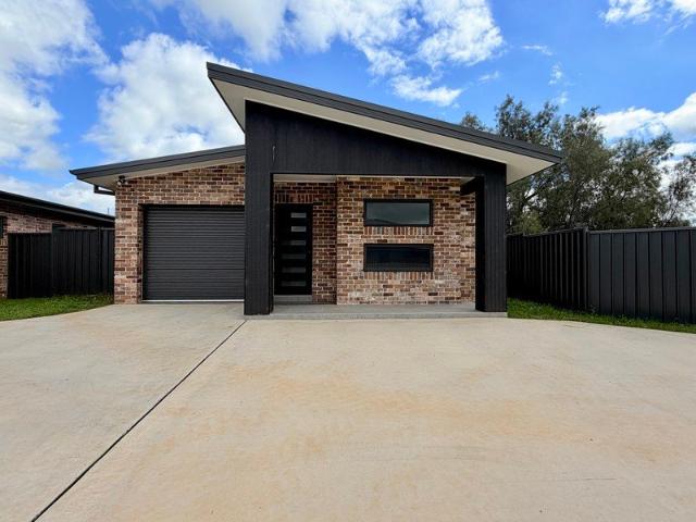 Duplex for rent in Parkes, New South Wales