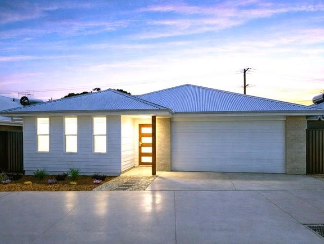 House for sale in Lake Cathie, New South Wales