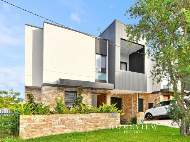 Townhouse for sale in Sydney, New South Wales