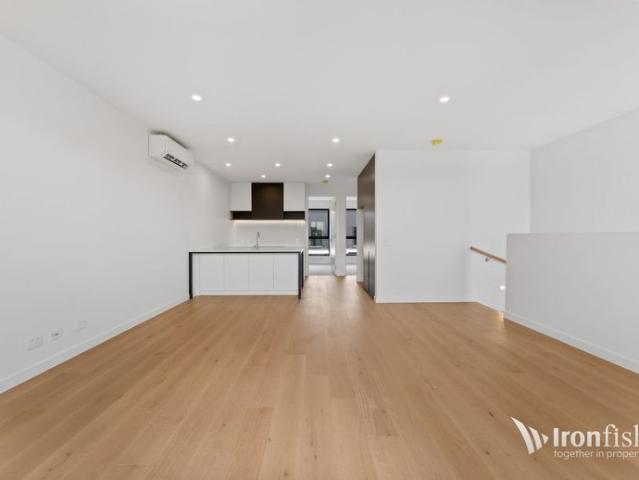 Townhouse for rent in Camerons Creek, Victoria