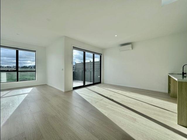 Townhouse for rent in Camerons Creek, Victoria