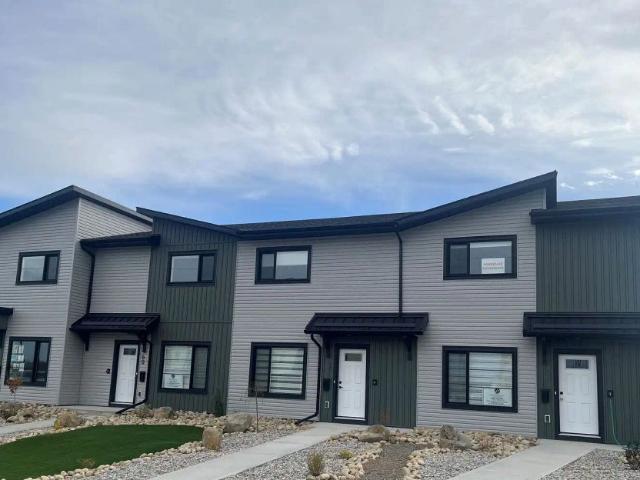 Townhouse for rent in Red Deer County, Alberta
