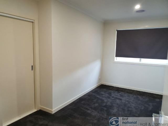 Townhouse for rent in Camerons Creek, Victoria