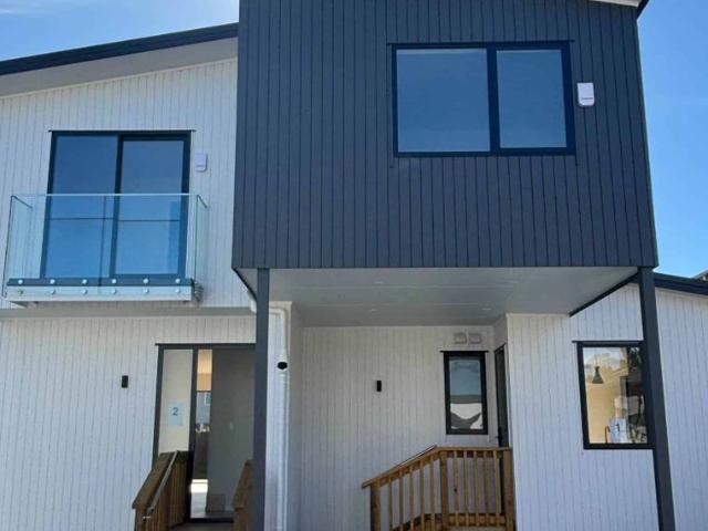 Townhouse for rent in Howick, Oroua County