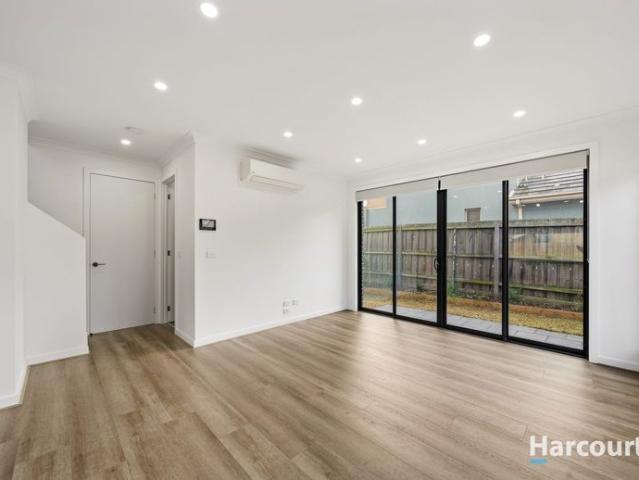Townhouse for rent in Camerons Creek, Victoria