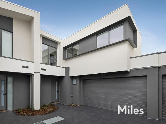 Townhouse for rent in Camerons Creek, Victoria