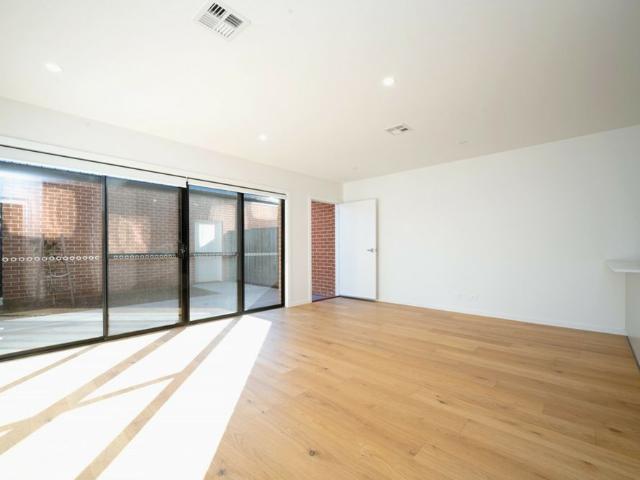 Townhouse for rent in Googong, New South Wales