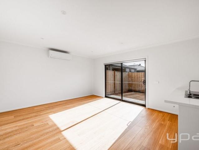 Townhouse for rent in Camerons Creek, Victoria