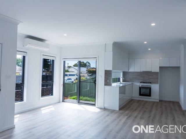 Townhouse for rent in Oak Flats, Shellharbour City Council