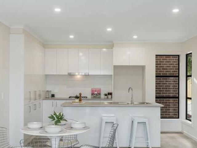 House for rent in Victoria