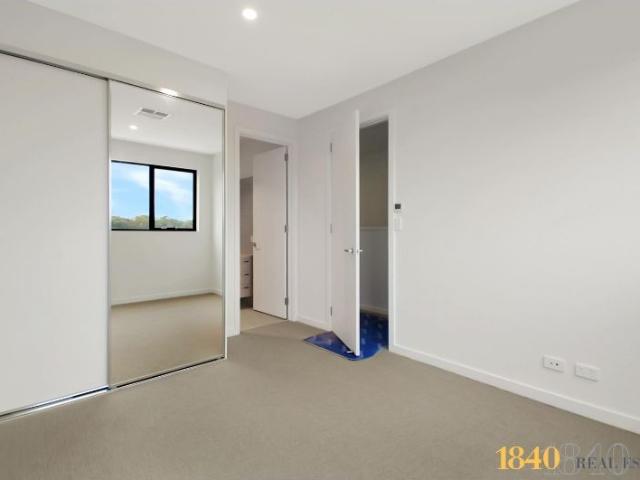 Townhouse for rent in Horseshoe Creek, South Australia