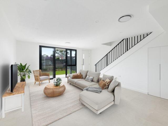 Townhouse for rent in Sutherland, New South Wales