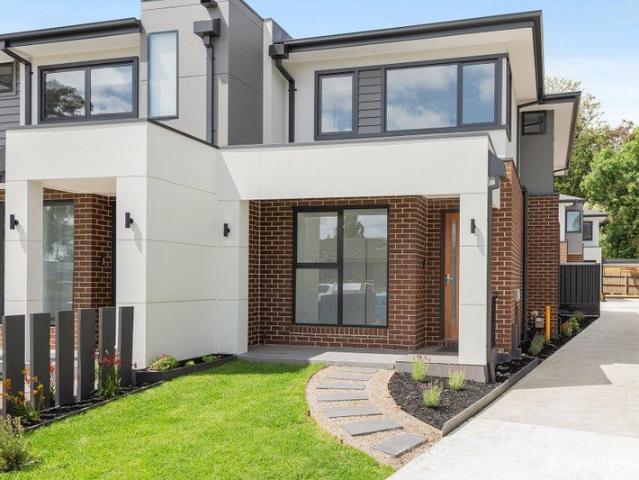 Townhouse for rent in Classic View Estate, Melbourne