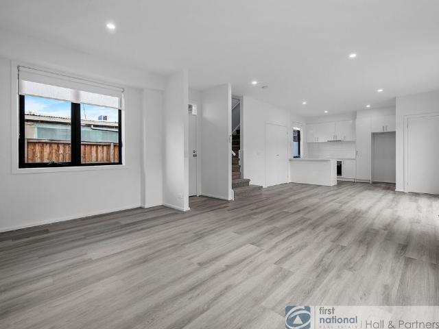 Townhouse for rent in Camerons Creek, Victoria