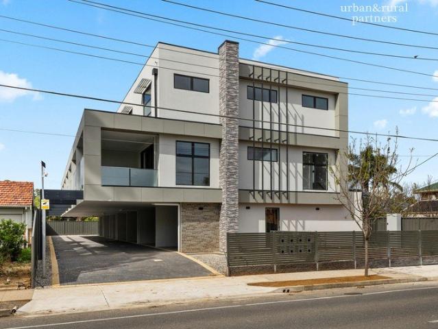 Townhouse for sale in Sturt, Adelaide