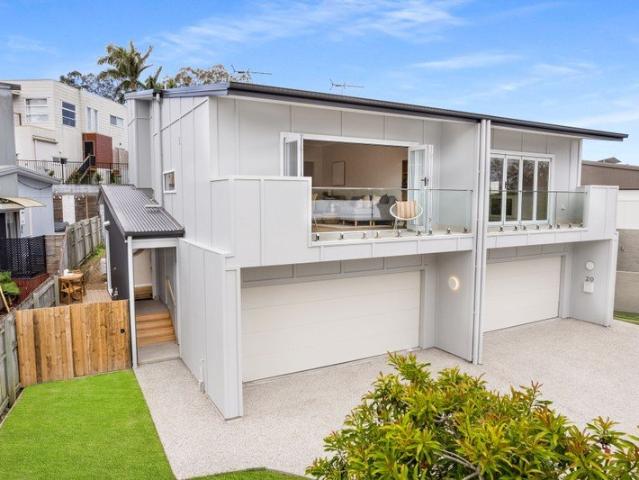 Townhouse for sale in Toombul, Queensland