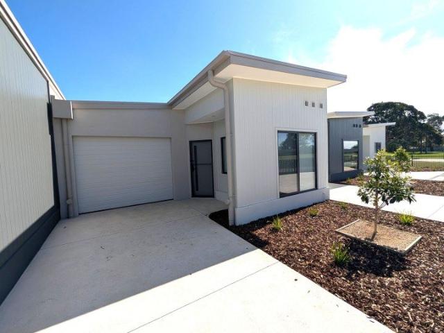 Townhouse for rent in Rosewall, Geelong