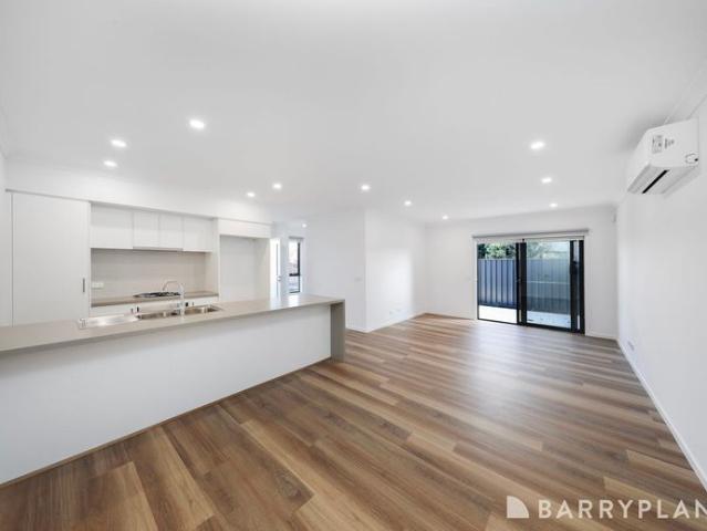 Townhouse for rent in Camerons Creek, Victoria