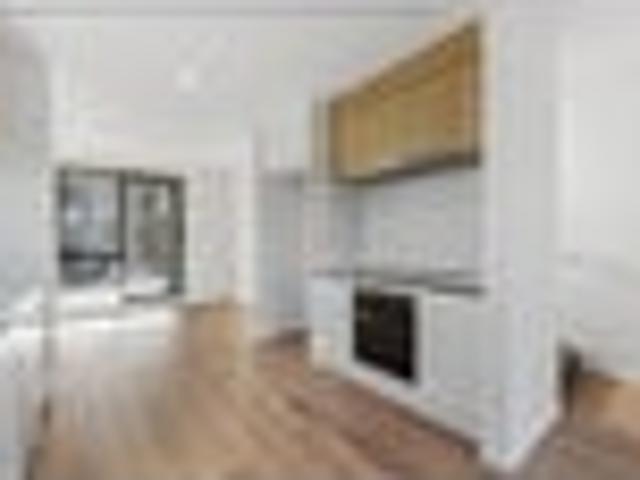 Townhouse for sale in Paremoremo