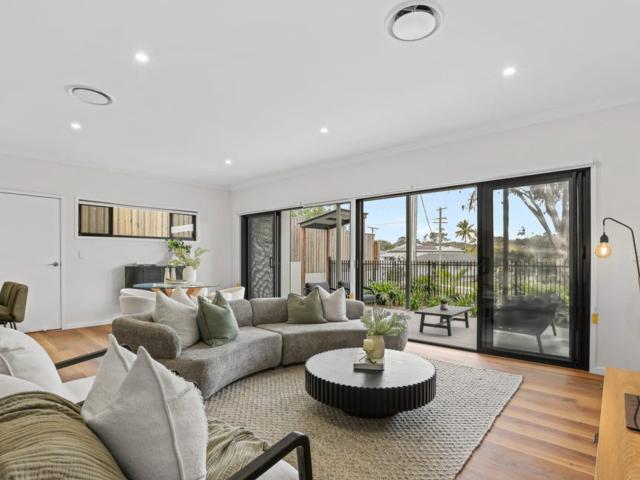 Townhouse for sale in Toombul, Queensland