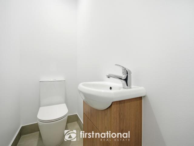 Townhouse for sale in Camerons Creek, Victoria