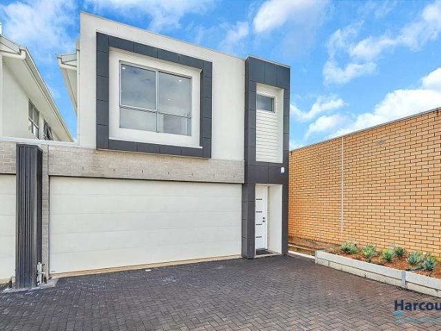 Townhouse for sale in Horseshoe Creek, South Australia