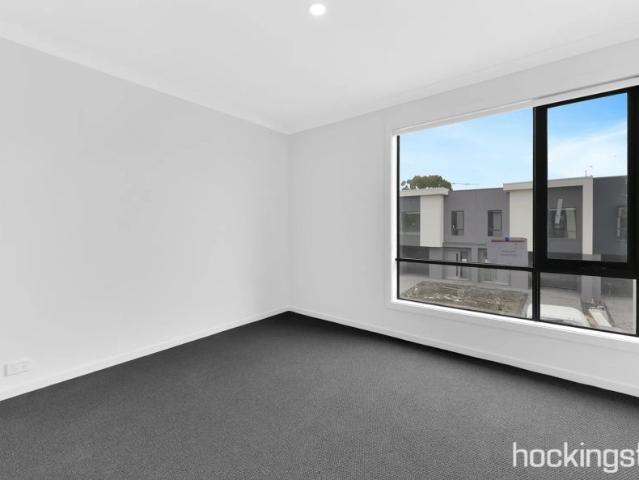 Townhouse for rent in Camerons Creek, Victoria