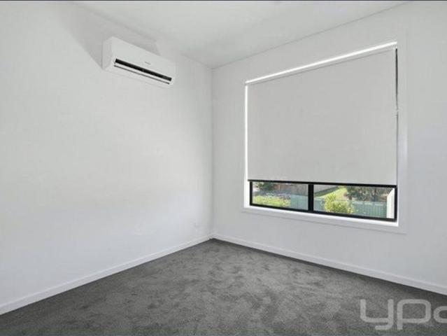 Townhouse for rent in Camerons Creek, Victoria