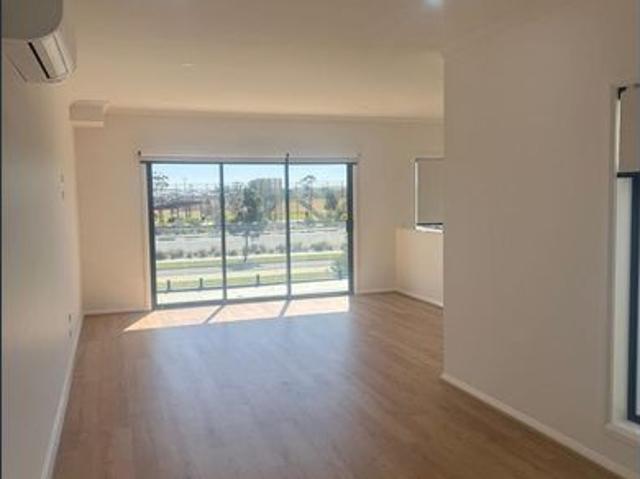 Townhouse for rent in Camerons Creek, Victoria