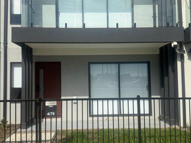 Townhouse for rent in Camerons Creek, Victoria