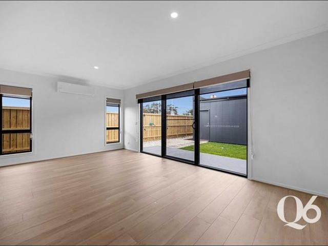 Townhouse for rent in Camerons Creek, Victoria
