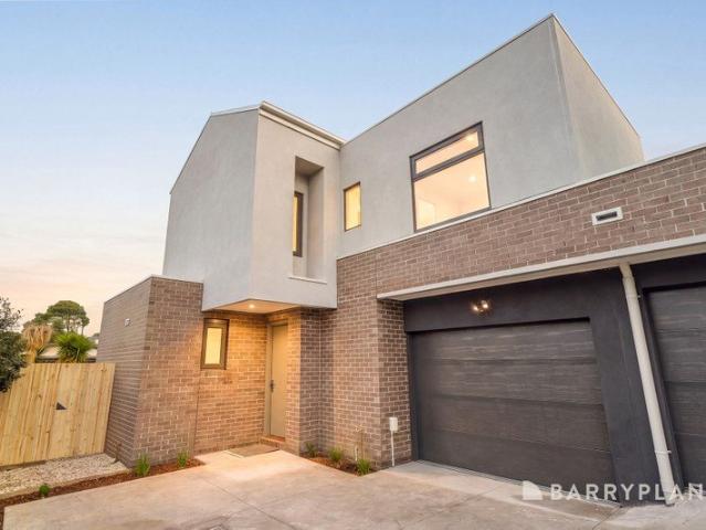 Townhouse for sale in Camerons Creek, Victoria