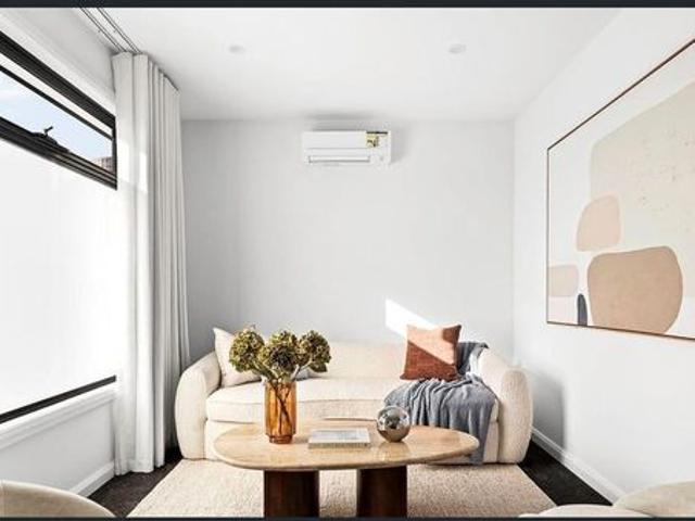 Townhouse for rent in Camerons Creek, Victoria