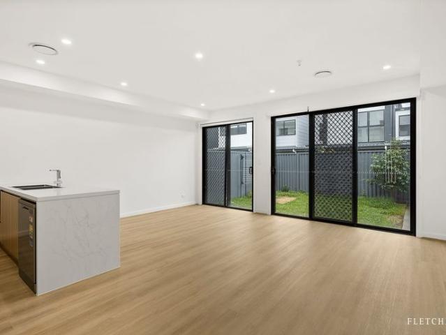 Townhouse for rent in Wollongong West, New South Wales