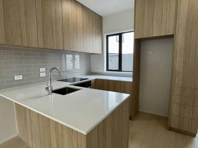 Townhouse for rent in Balmoral